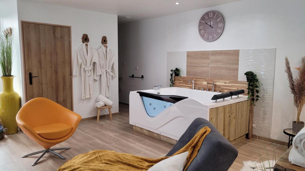 Studio Design Cocon Spa Prive A Deux Pas De Lille Bassee Экстерьер фото