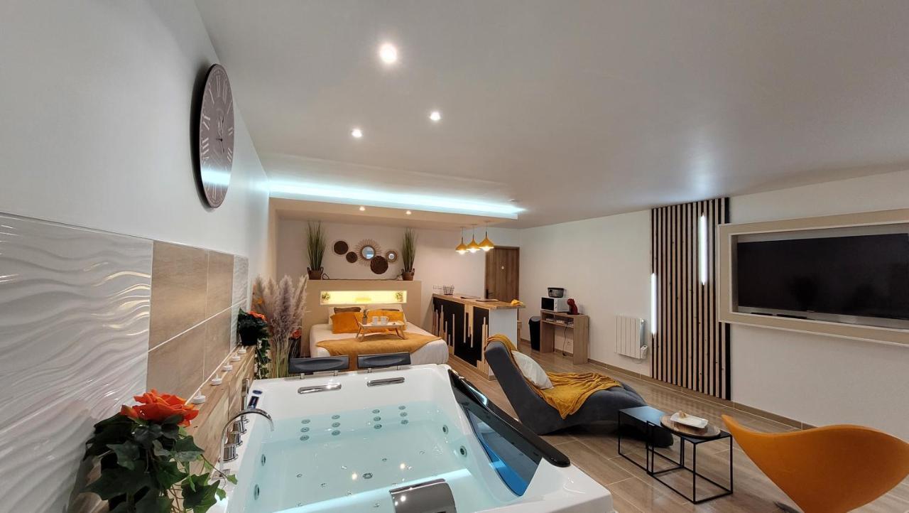 Studio Design Cocon Spa Prive A Deux Pas De Lille Bassee Экстерьер фото