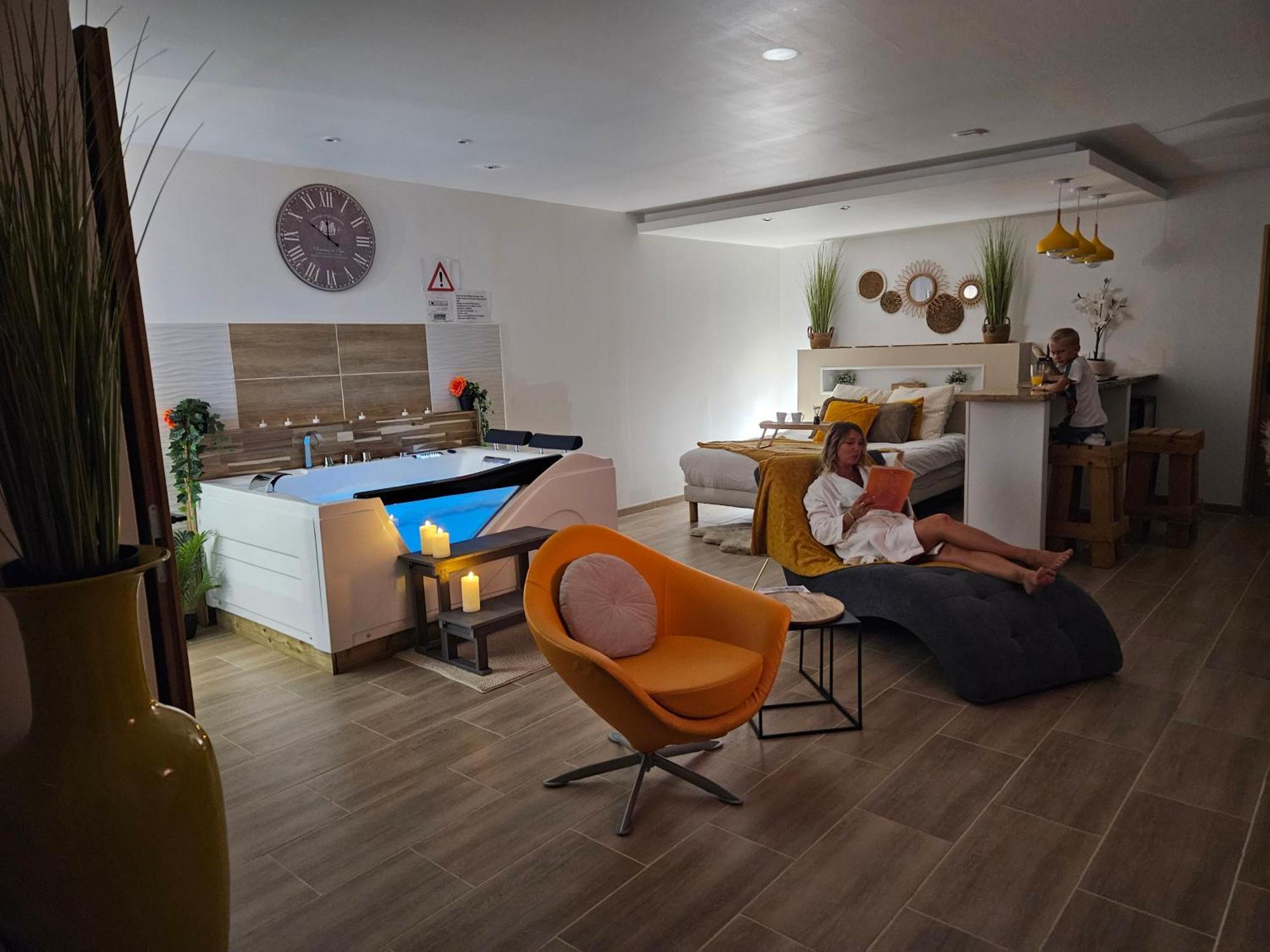 Studio Design Cocon Spa Prive A Deux Pas De Lille Bassee Экстерьер фото
