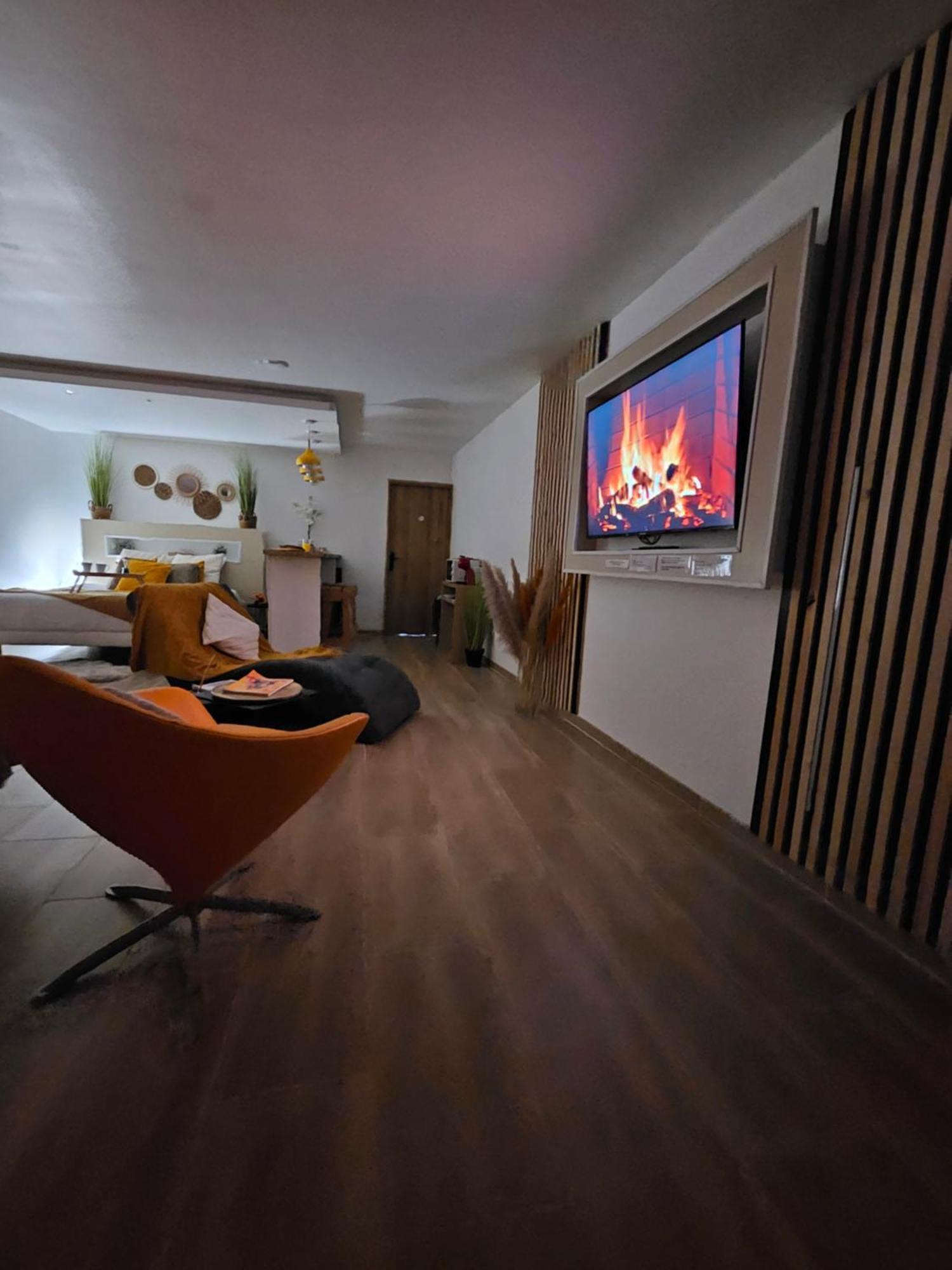 Studio Design Cocon Spa Prive A Deux Pas De Lille Bassee Экстерьер фото